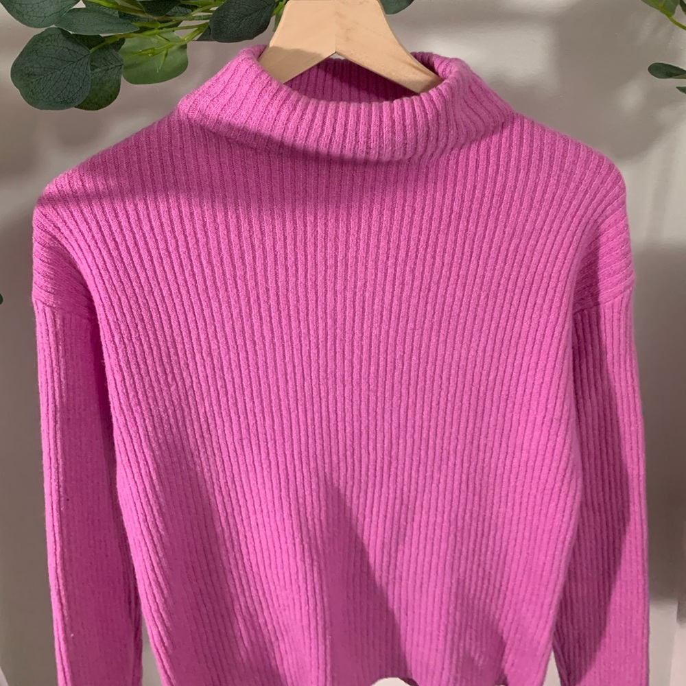 BP Ribbed Funnel neck sweater